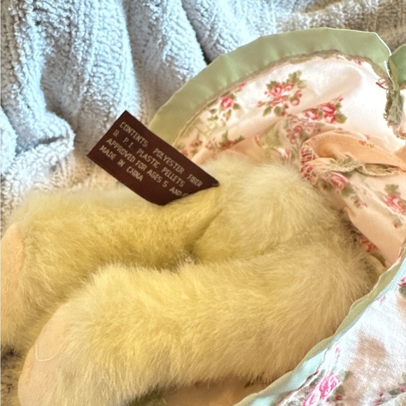 Bearington Bears Collection Beautiful Bunny -Fully jointed, embroidered see pics - Picture 9 of 11